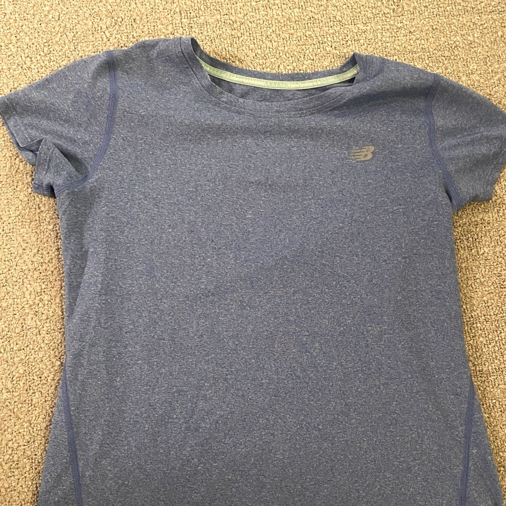 New balance run tee